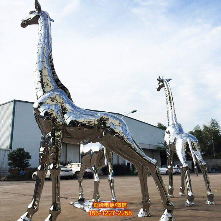 動物園景區(qū)不銹鋼鏡面大型抽象動物長頸鹿雕塑